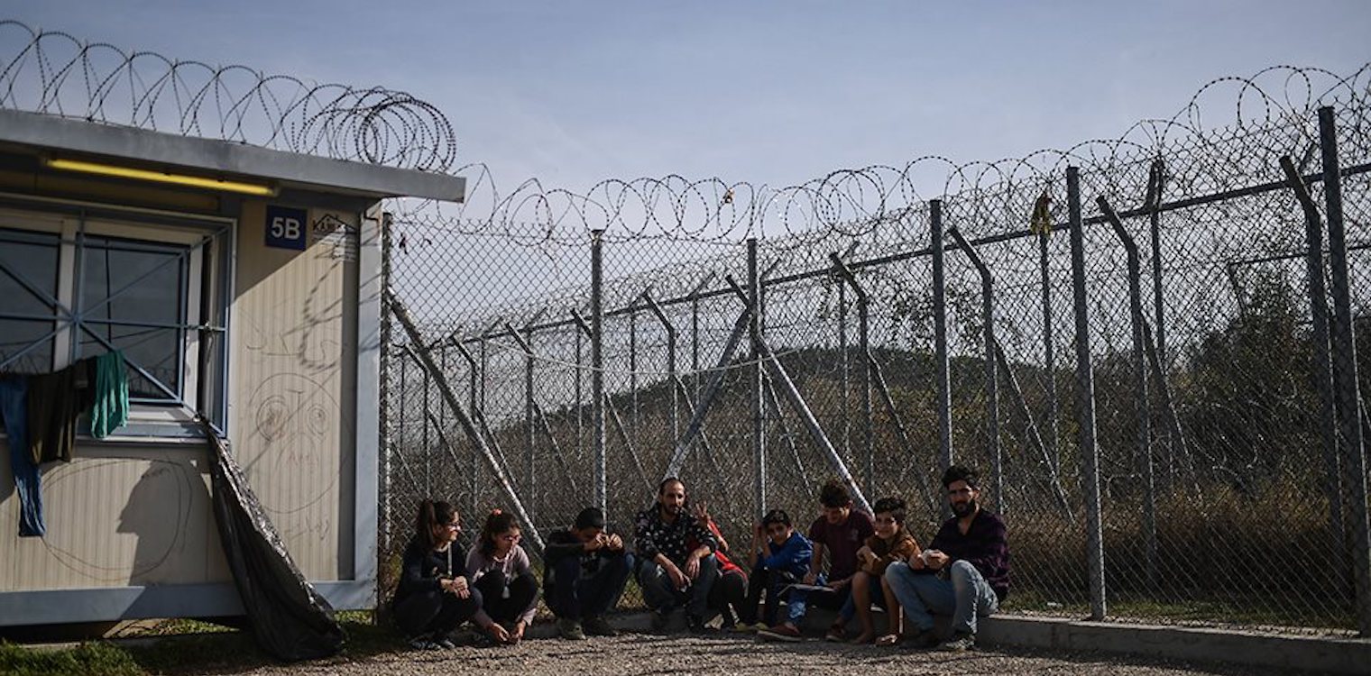 Το Βερολίνο σχεδιάζει να υποδεχθεί περίπου 1.500 πρόσφυγες από τα ελληνικά νησιά