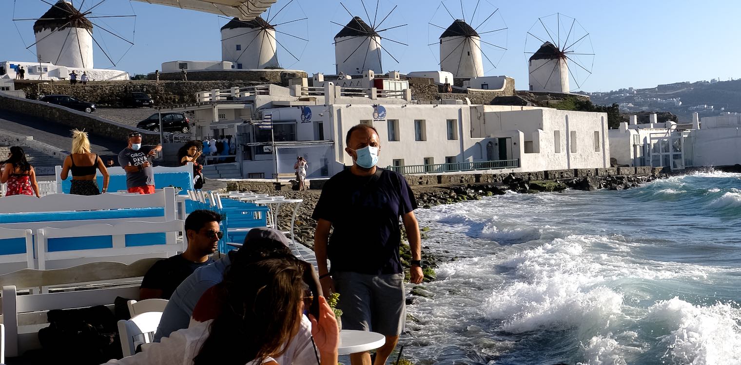 Κορονοϊός: 1.621 κρούσματα μόνο την τελευταία εβδομάδα - Στο «κόκκινο» ο Αύγουστος