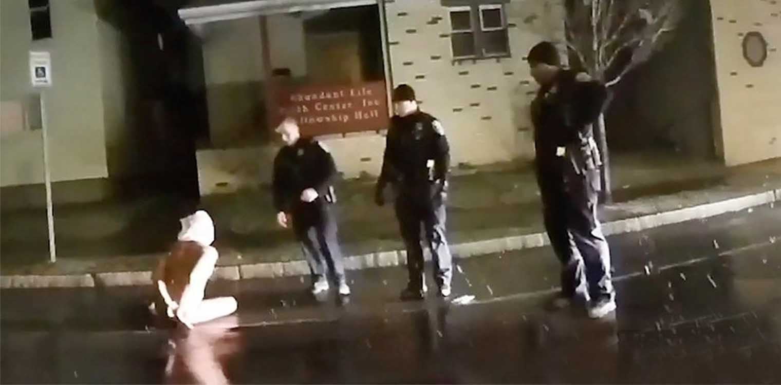 Νέο βίντεο σοκ αστυνομικής βίας στις ΗΠΑ: Συνέλαβαν 41χρονο, του έβαλαν σακούλα στο κεφάλι και πέθανε (upd)