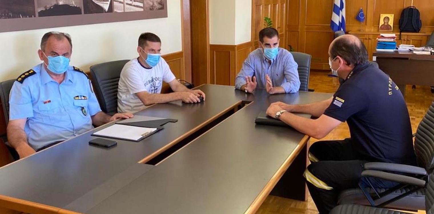 Έκτακτη σύσκεψη υπό τον Αντιπεριφερειάρχη Π.Ε Ηλείας Β. Γιαννόπουλο λόγω υψηλού κινδύνου πυρκαγιάς