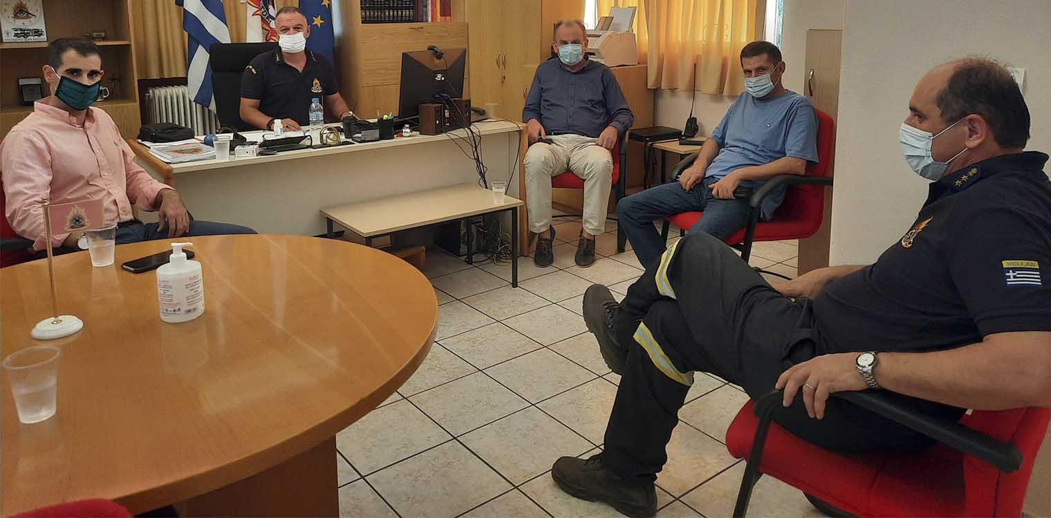 Επίσκεψη Γιαννόπουλου στην Πυροσβεστική Υπηρεσία Πύργου