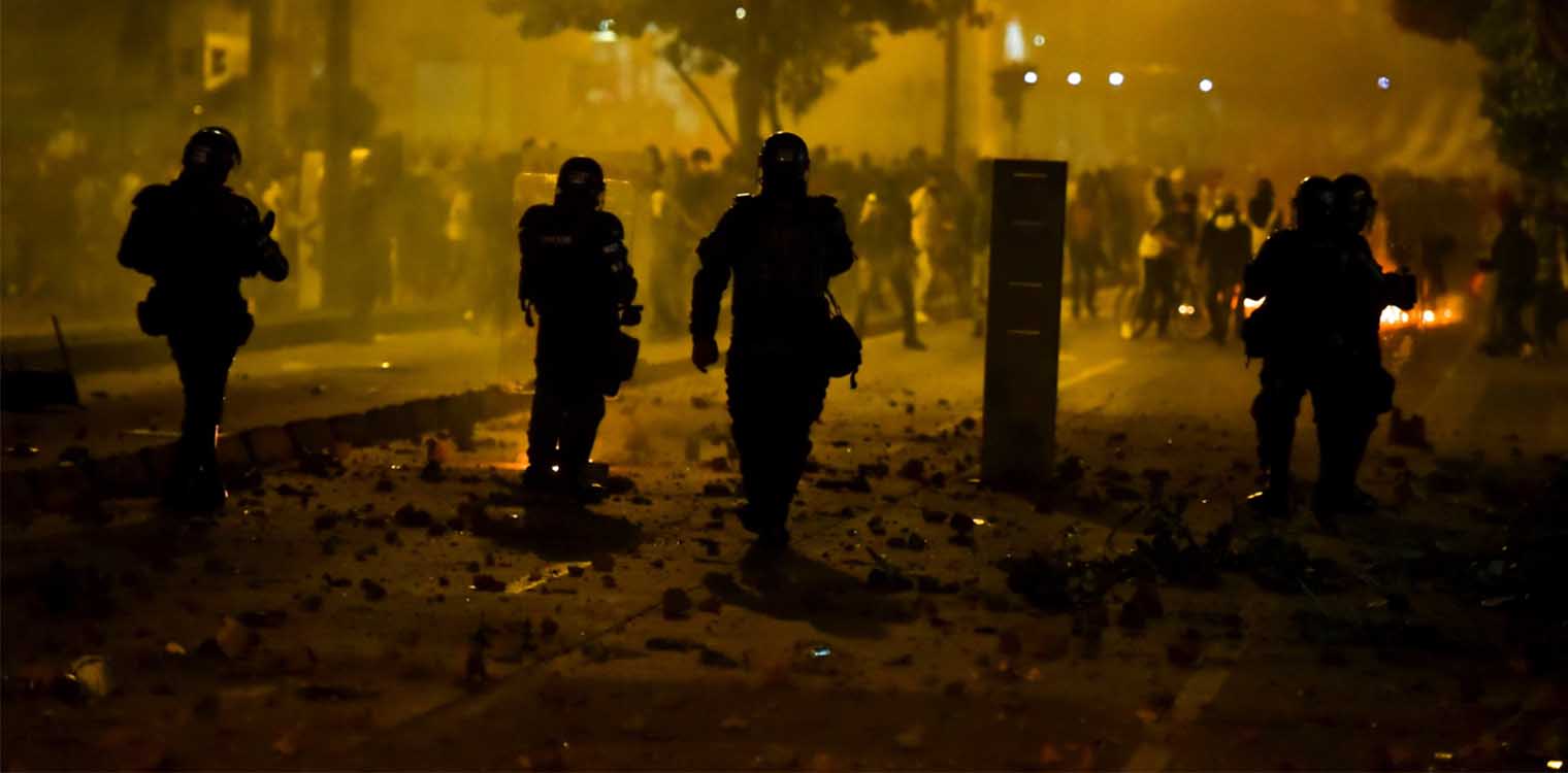 Κολομβία: Ο υπουργός Άμυνας ζήτησε συγγνώμη για την αστυνομική βία - 11 νεκροί στις διαδηλώσεις