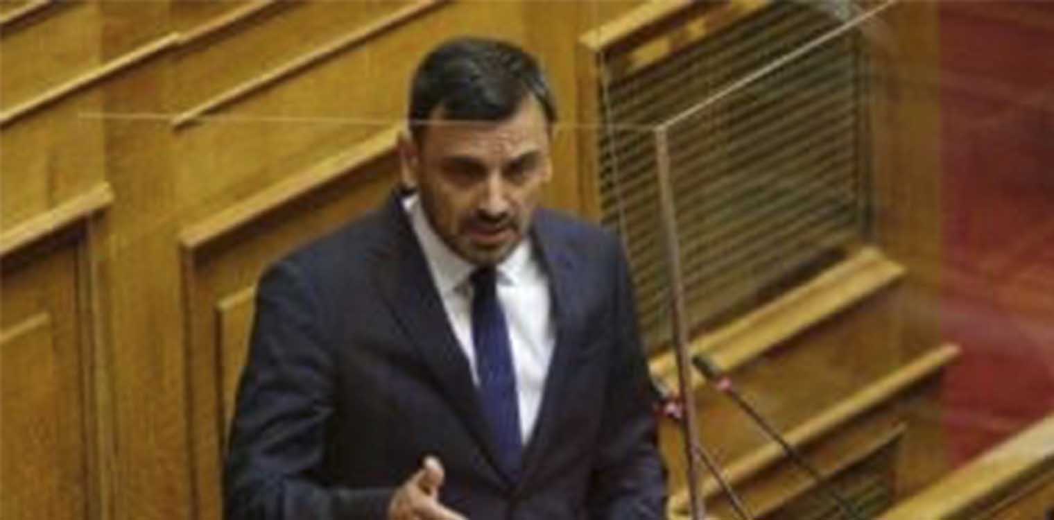 Νικολακόπουλος: Έφερε στη Βουλή το πρόβλημα με τα ολιγομελή τμήματα