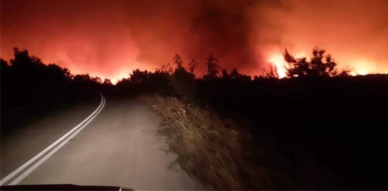 Φωτιά στην Αλεξανδρούπολη: Σε πέντε χλμ. το μέτωπο - Η 11η το τελευταίο δεκαήμερο στον Έβρο