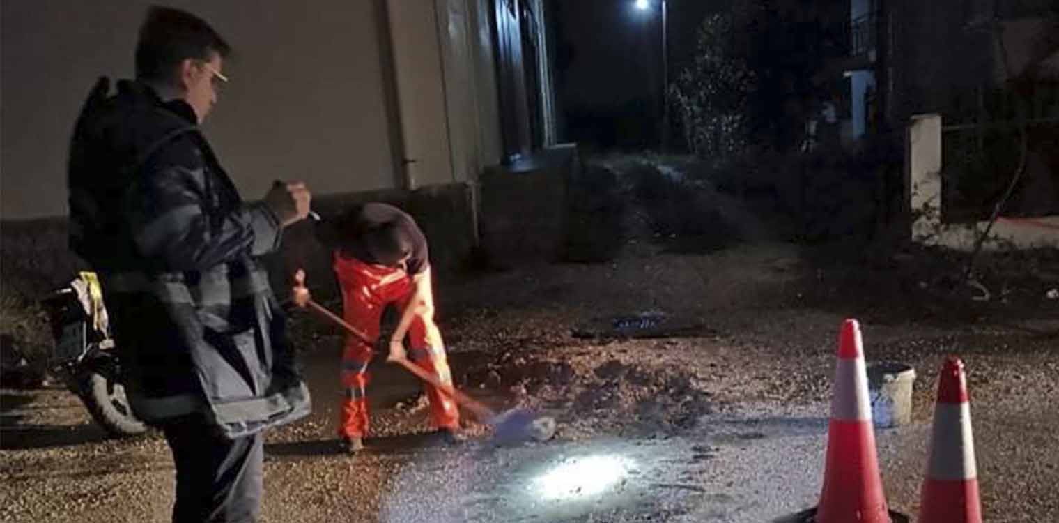 Δήμος Ανδραβίδας - Κυλλήνης: Αποκατάσταση οδοστρώματος λόγω της έντονης βροχόπτωσης παρουσία Λέντζα