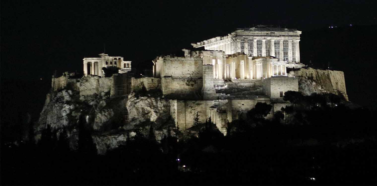 Πιο λαμπερή από ποτέ η Ακρόπολη