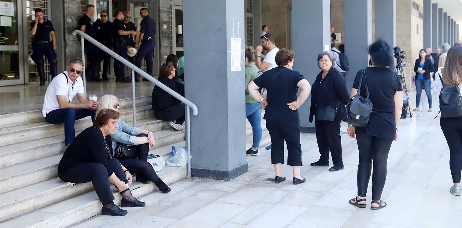 Δολοφονία Γραικού: Ανατριχιαστικές λεπτομέρειες κι ένταση με συγγενείς του θύματος