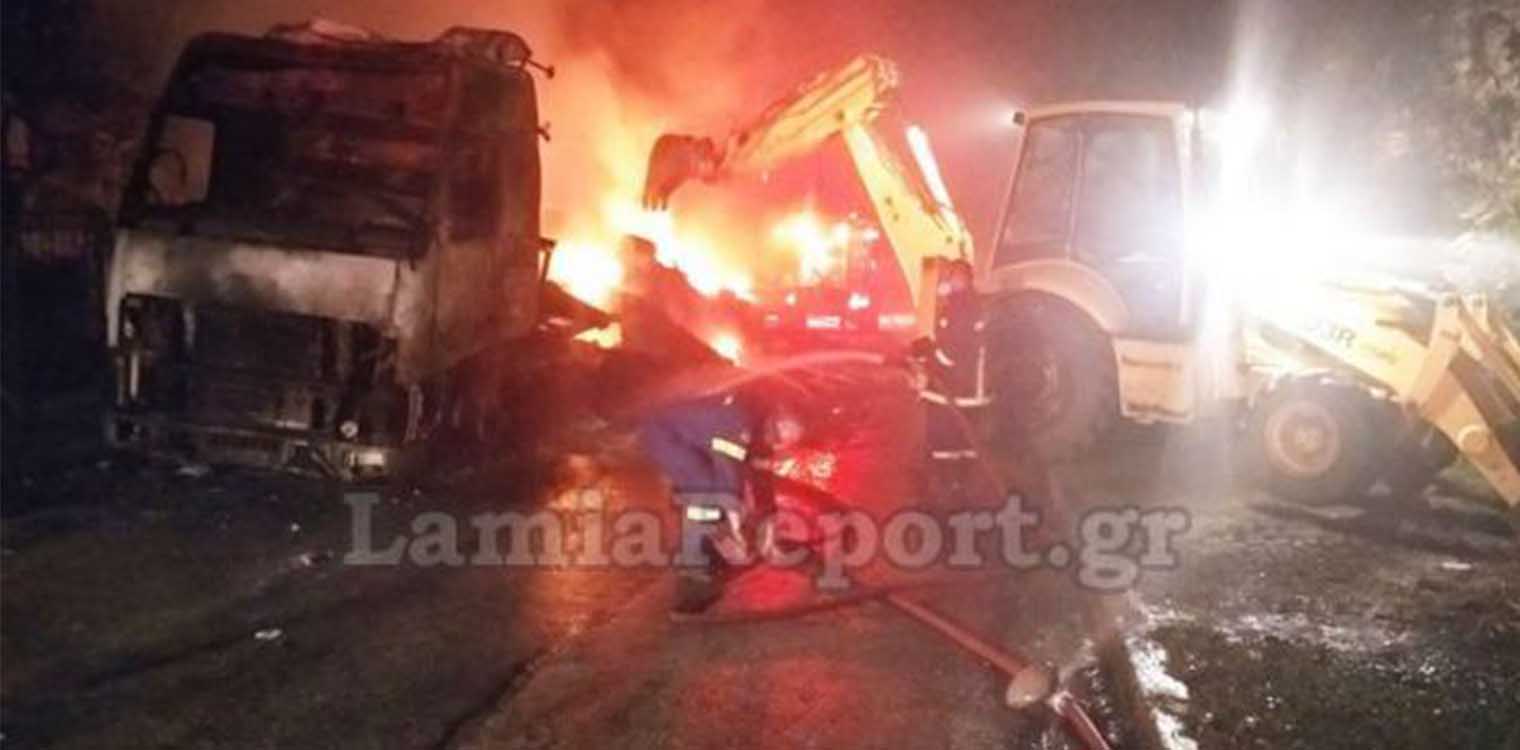 Νύχτα τρόμου στα Καμένα Βούρλα με νταλίκα που έγινε παρανάλωμα