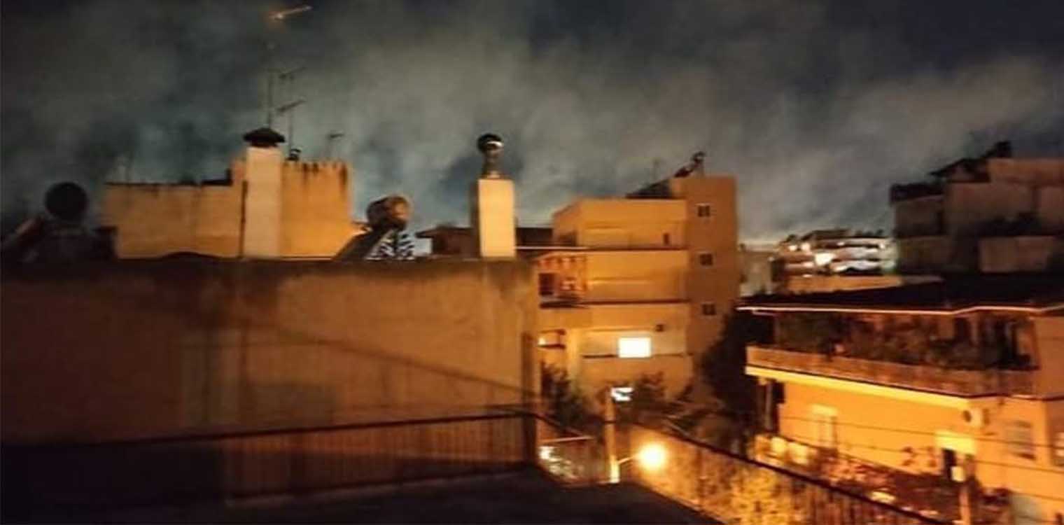 Φωτιά σε ταβέρνα στην Αμφιθέας - Μεγάλη κινητοποίηση της Πυροσβεστικής