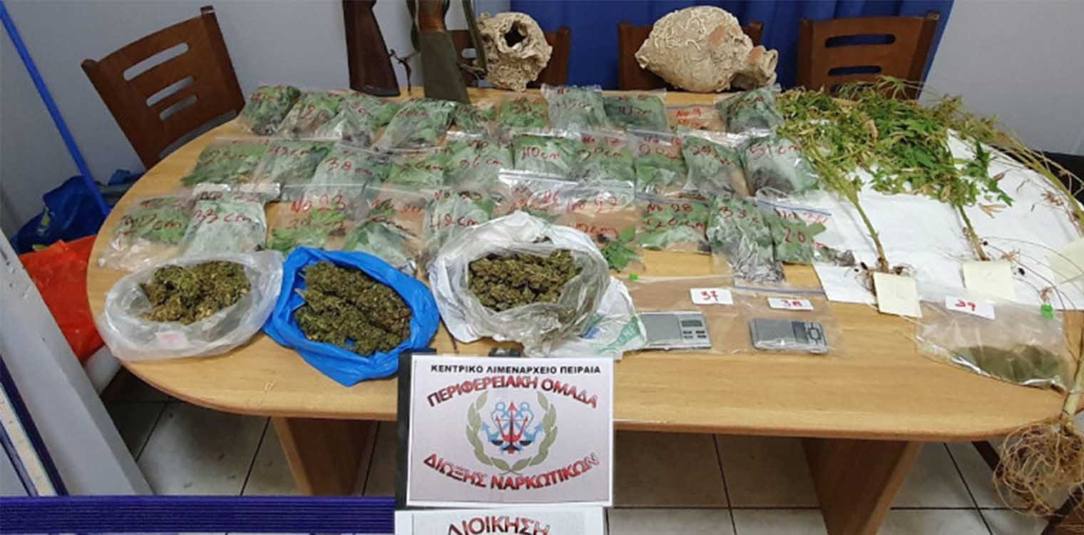 Αίγινα: 55χρονος έκρυβε στο σπίτι του ναρκωτικά, όπλα, αρχαιότητες