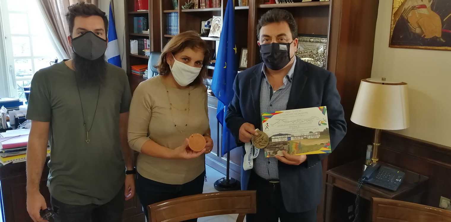 Επίσκεψη της κ. Σ. Χίντζιου - Κοντογιάννη στον Αντωνακόπουλο