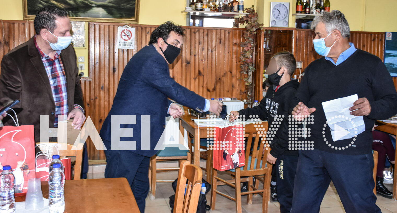 Δήμος Ραφήνας - Πικερμίου όπως… Δήμος Πύργου: Προμηθεύονται και διανέμουν τάμπλετ σε μαθητές