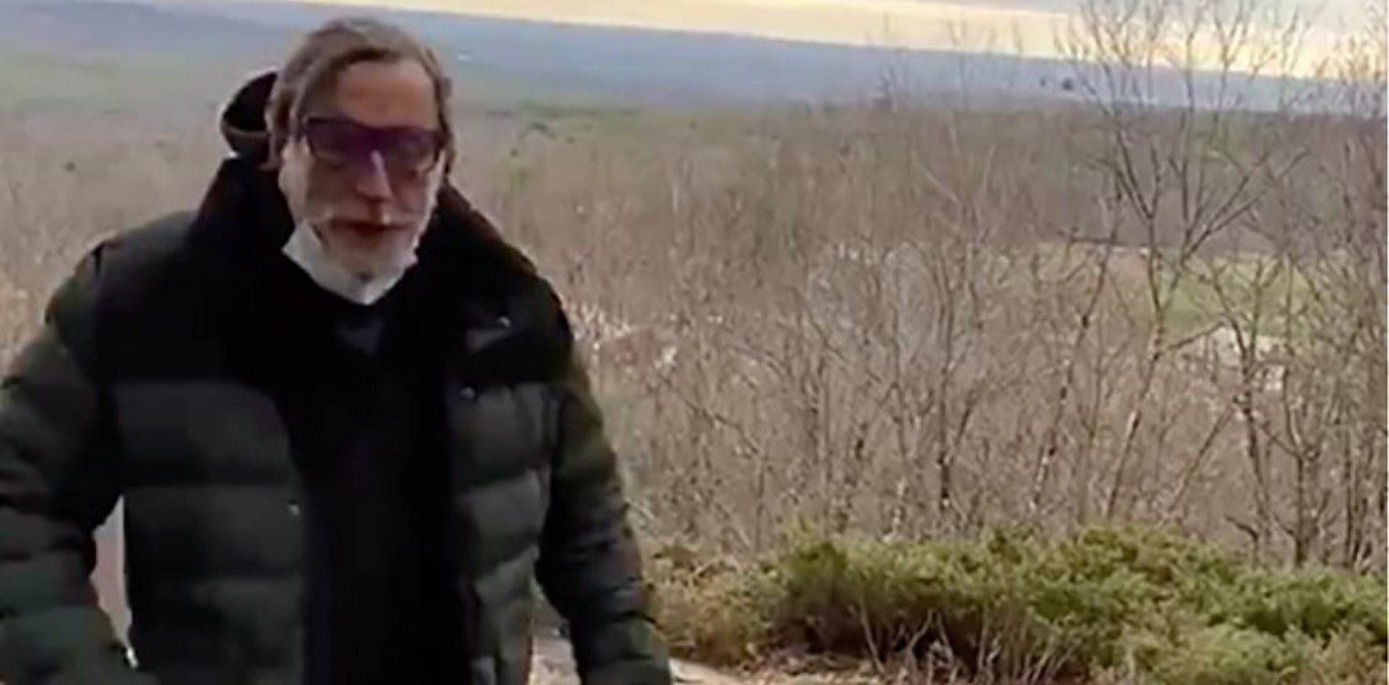 ΗΠΑ: Έφτυσε δύο γυναίκες επειδή δεν φορούσαν μάσκα και τους είπε ότι έχει κορωνοϊό