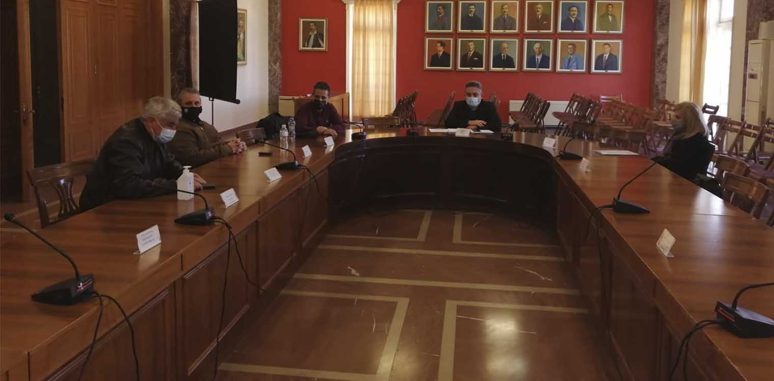 Σύσκεψη για τα επικίνδυνα κτίρια του Δήμου Πύργου