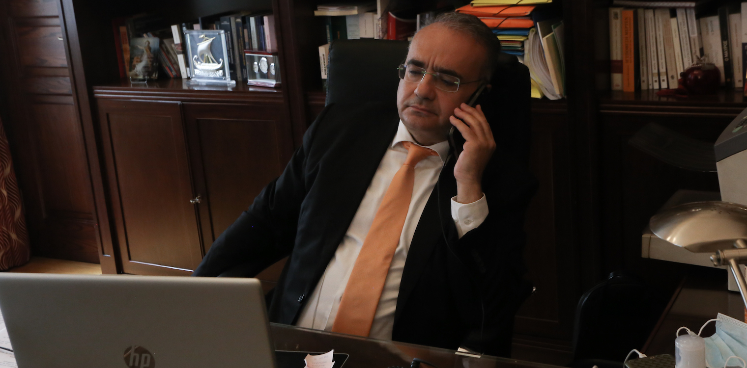 Δ. Βερβεσός: «Ο νόμος ισχύει έναντι όλων, χωρίς καμία εξαίρεση»