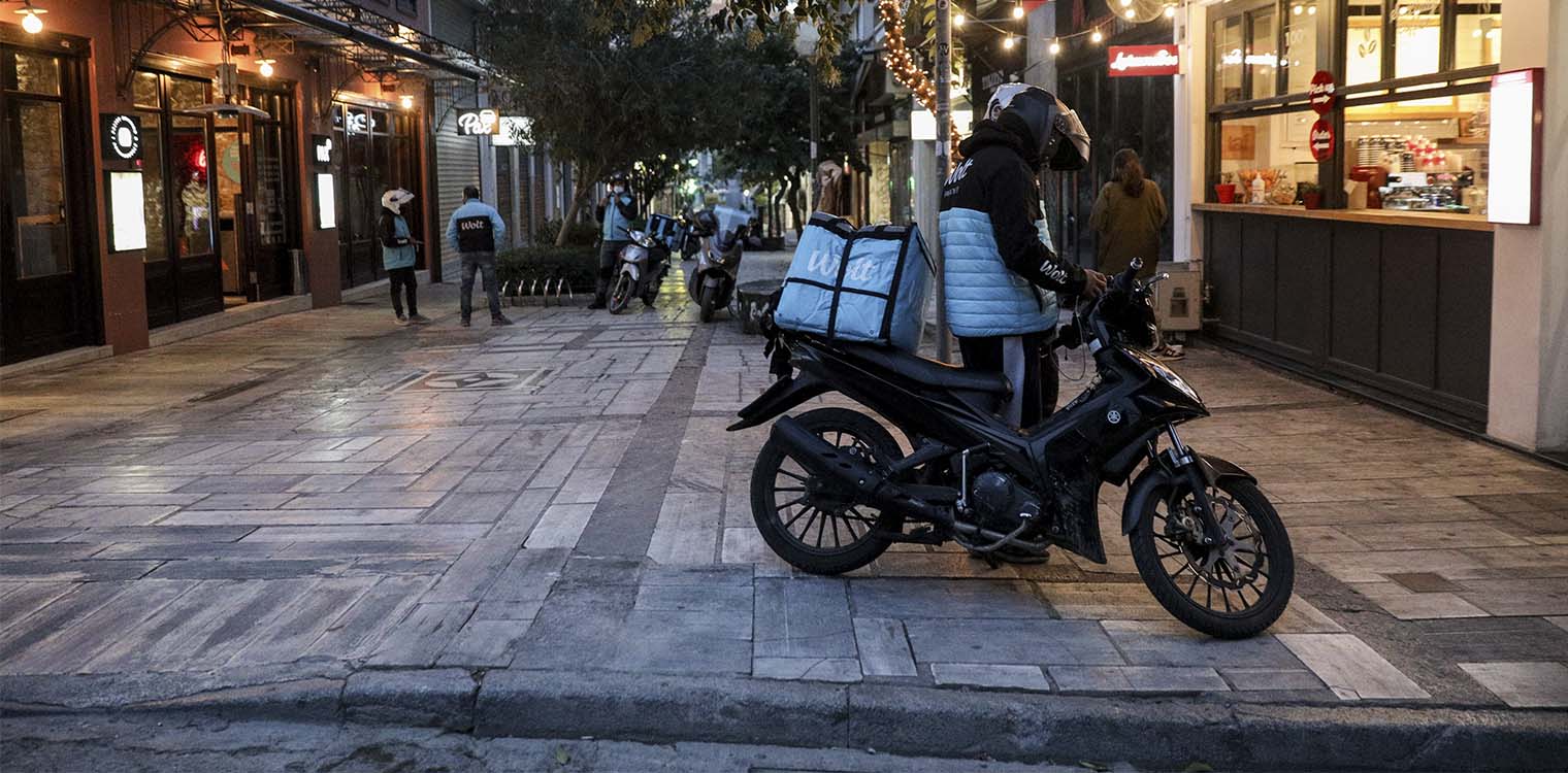 Τι αλλάζει για ντελίβερι και κούριερ έως 20 Δεκεμβρίου - Η νέα υποχρέωση των εργοδοτών
