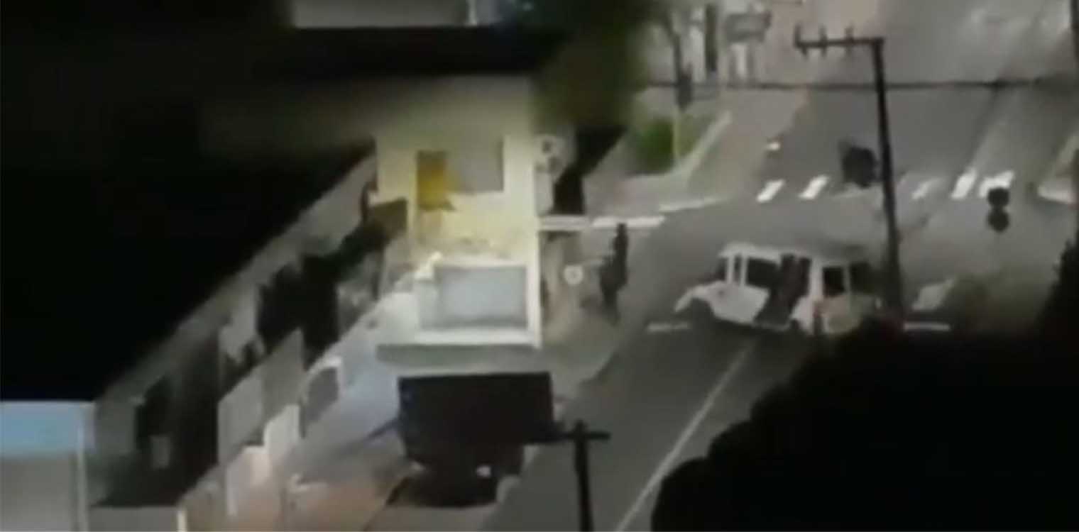 Νύχτα τρόμου στη Βραζιλία: Κινηματογραφική ληστεία τράπεζας με ομήρους εκρήξεις και πυρά (video)