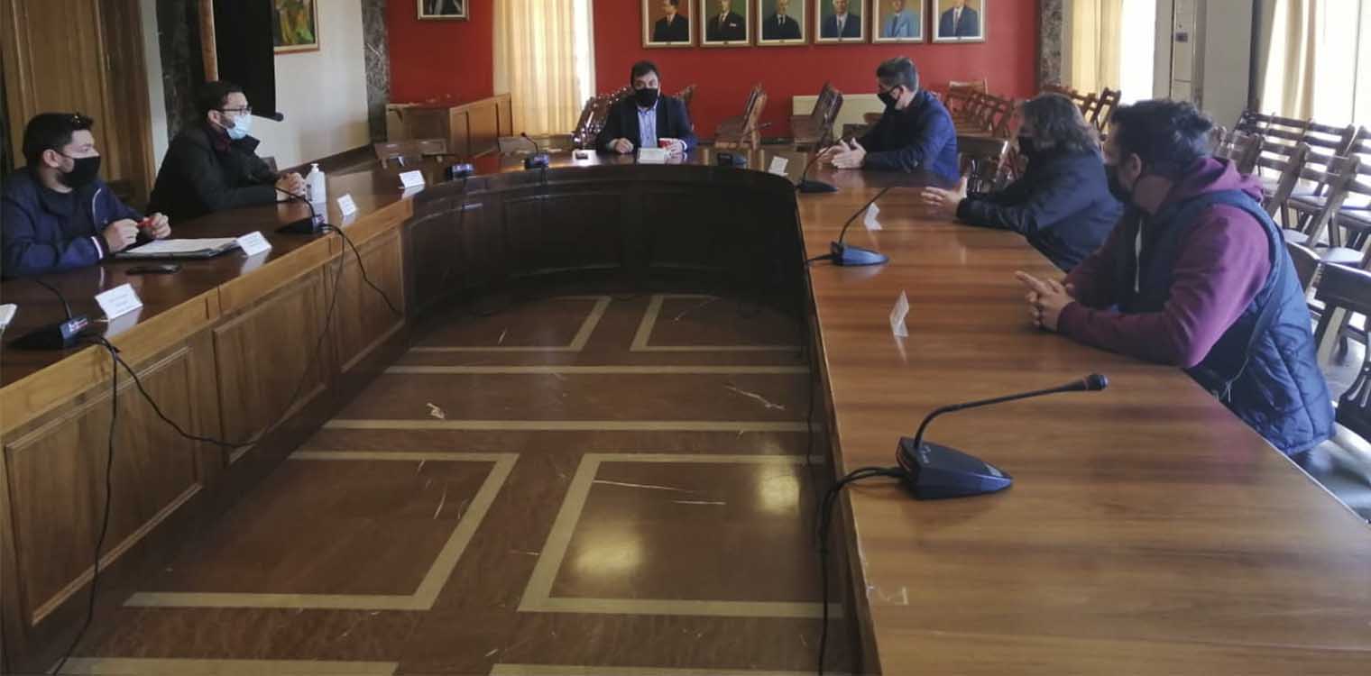 Αντωνακόπουλος: «Στο τραπέζι» τα προβλήματα της εστίασης - Απαιτείται διαγραφή χρεών για να μη σβήσει ο κλάδος