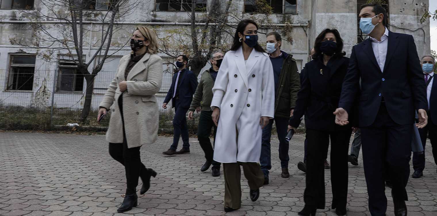 Αλέξης Τσίπρας: Επίσκεψη στο πρώην ΠΙΚΠΑ Βούλας