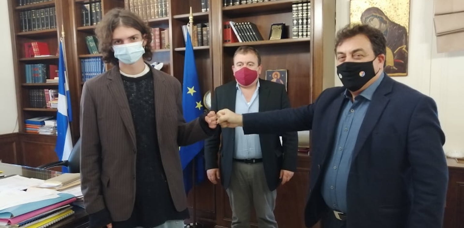 Δήμαρχος Πύργου: “Είμαστε πάντα δίπλα στους νέους”