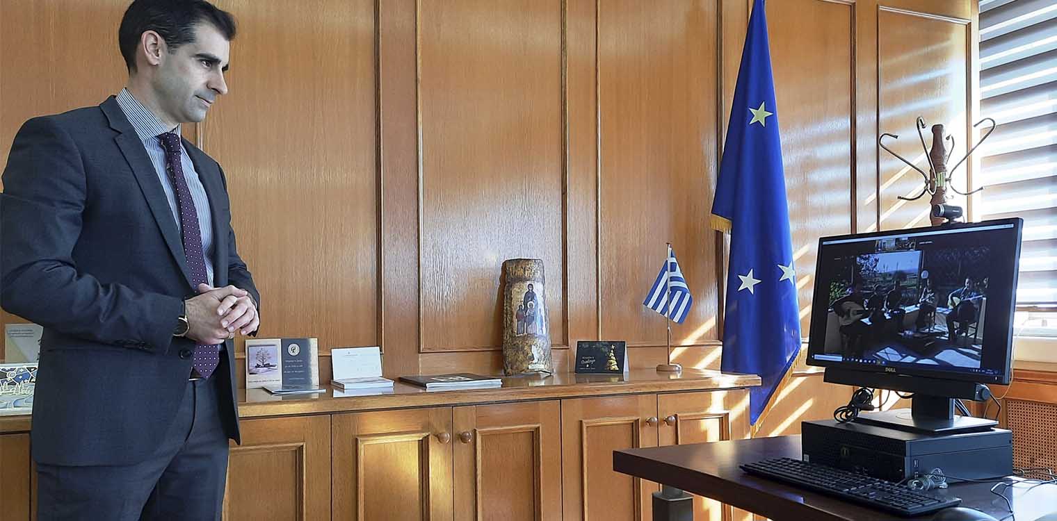 Παραδοσιακά κάλαντα...διαδικτυακά στον Β. Γιαννόπουλο