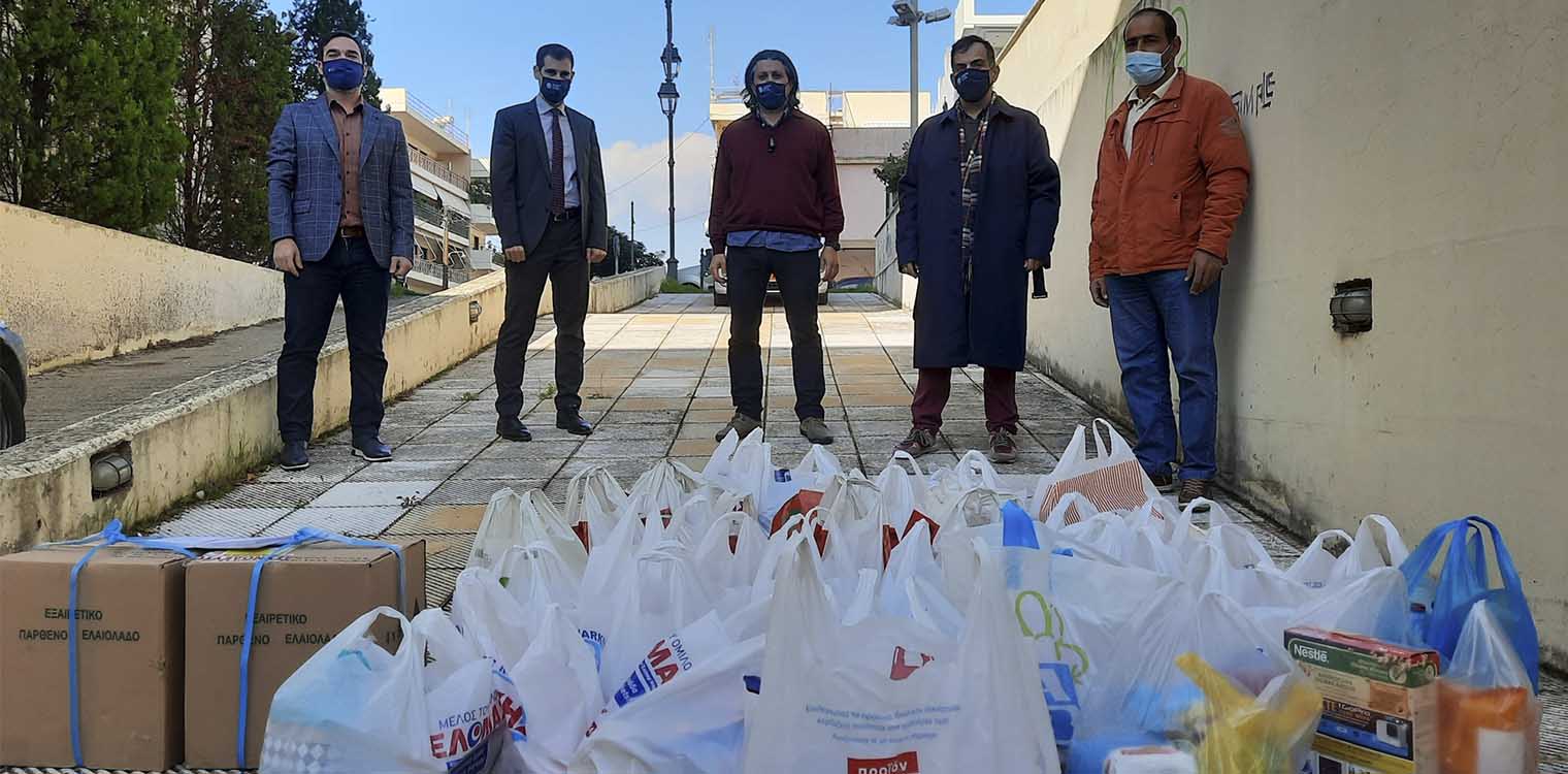 Συγκέντρωση και διανομή τροφίμων από ΠΕ Ηλείας - Σύλλογο Υπαλλήλων