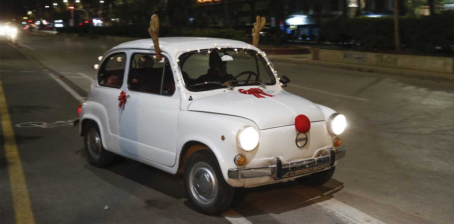 Θεσσαλονίκη: Ιδιοκτήτης στόλισε το Zastava του '72, με τα χαρακτηριστικά του Ρούντολφ