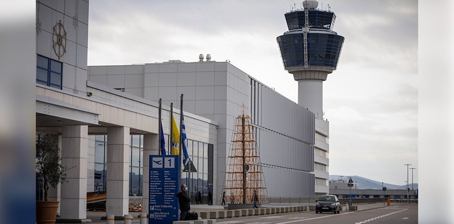 Επέστρεψαν οι Έλληνες από το Ντουμπάι - Rapid test σε όλους