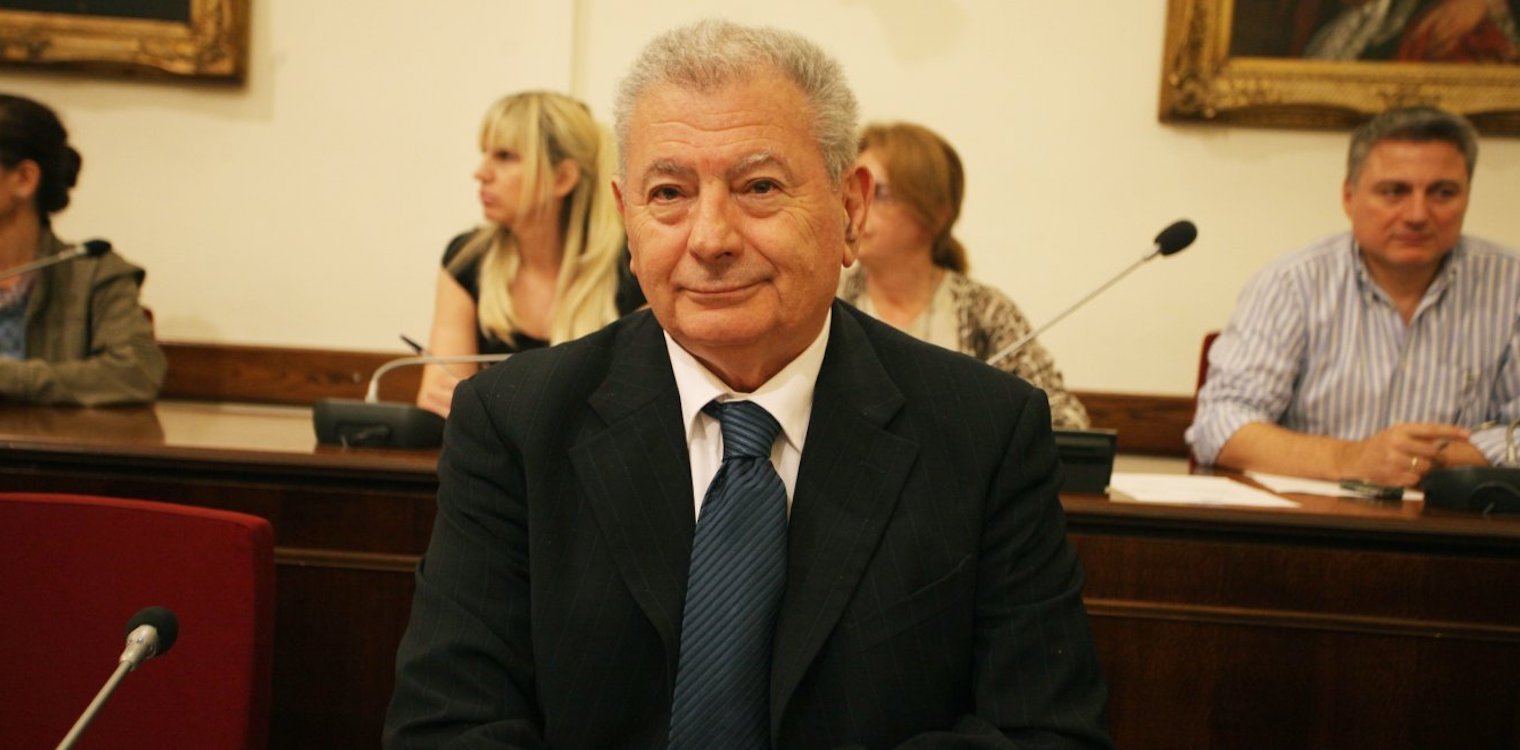 Σήφης Βαλυράκης: Βρέθηκε νεκρός ο πρώην υπουργός