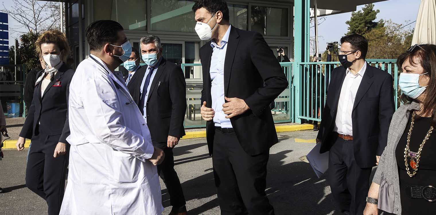 Κορωνοϊός: Στο ΑΧΕΠΑ ο Κικίλιας - Στο «κόκκινο» Θεσσαλονίκη, Αχαΐα και Ρέθυμνο