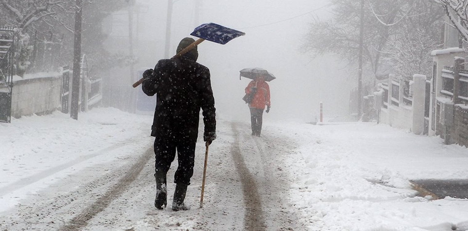 Κακοκαιρία «Μήδεια»: Έπεσαν τα πρώτα χιόνια - Πότε θα «χτυπήσει» την Αττική - Δείτε live την πορεία της