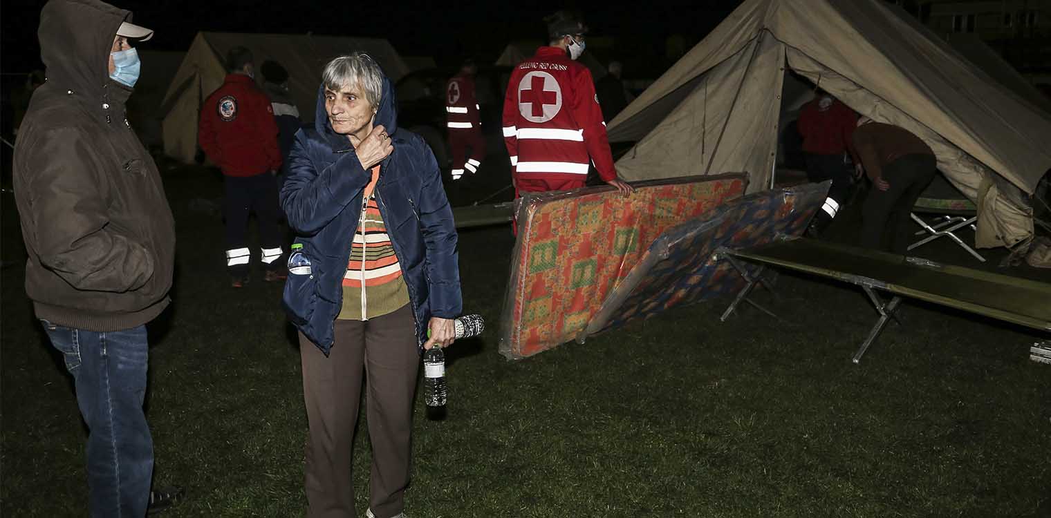 Σεισμός 6 Ρίχτερ στην Ελασσόνα: Σε ξενοδοχεία και σκηνές διανυκτέρευσαν κάτοικοι πολλών περιοχών