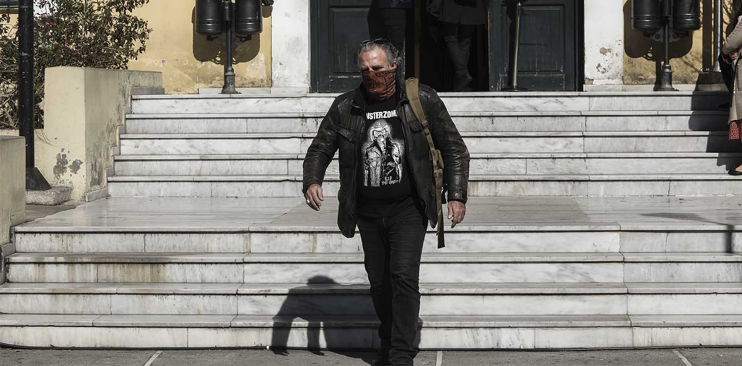 5 νέους φακέλους καταγγελιών που έγιναν στο Πειθαρχικό του ΣΕΗ παρέδωσε στον εισαγγελέα ο Π. Τσαρούχας