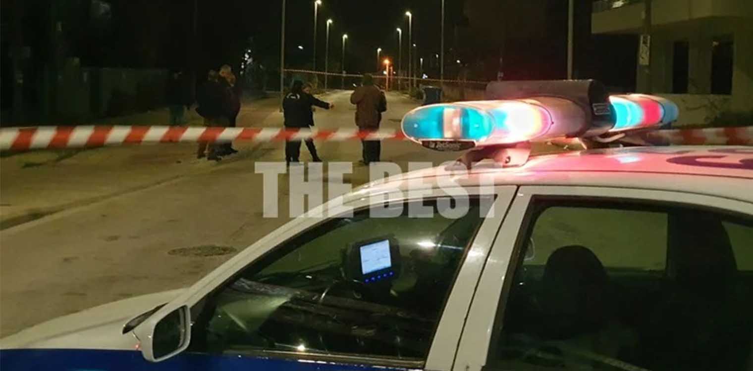Πάτρα: Έφραξαν την οδό Αυστραλίας με φλεγόμενους κάδους και πέταξαν μολότοφ σε περιπολικό - Δύο προσαγωγές (photos)