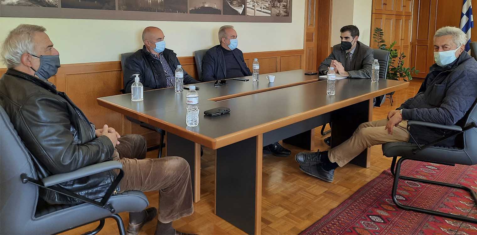 Συνάντηση Γιαννόπουλου με εκπροσώπους του Επιμελητηρίου Ηλείας