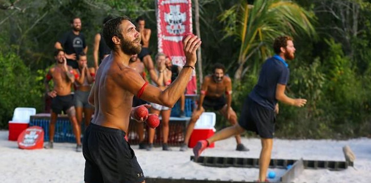 Survivor 4: «Σταύρωσαν» τον Κόρο - Άφησε τον Τριαντάφυλλο νηστικό και αποκλεισμένο