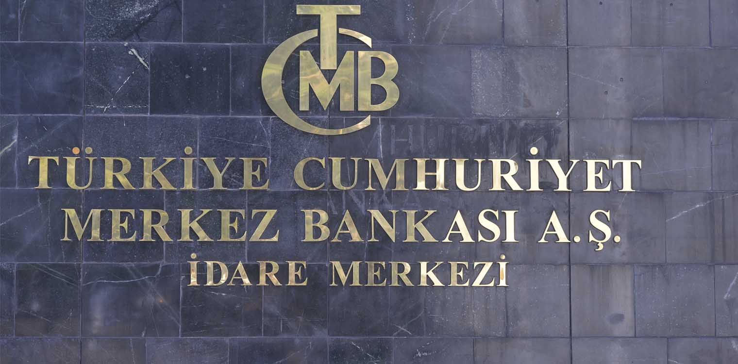 Η τουρκική λίρα κατακρημνίζεται μετά την καθαίρεση του διοικητή της κεντρικής τράπεζας