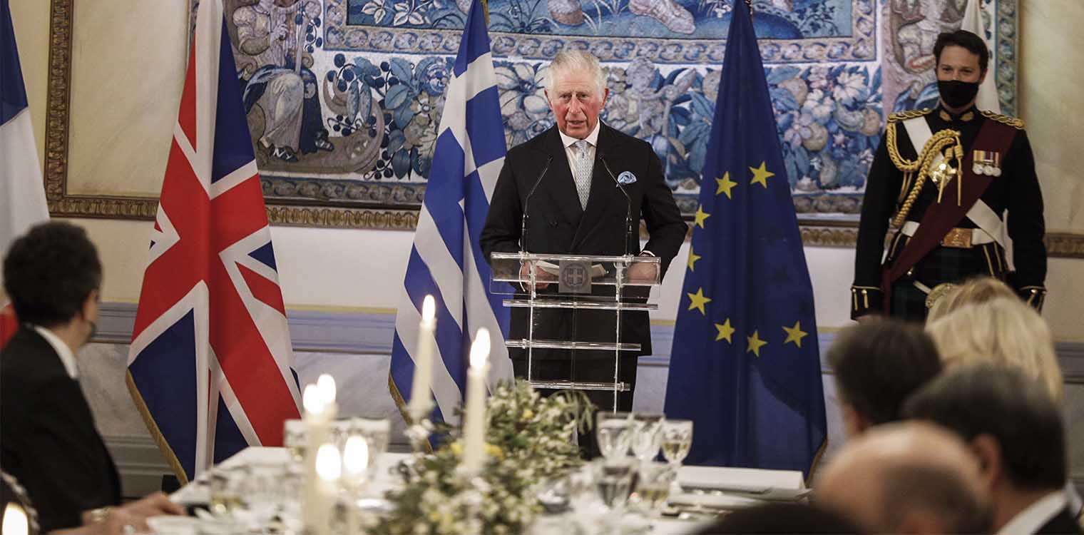 Προεδρικό Μέγαρο - Συγκίνησε ο Κάρολος όταν είπε στα ελληνικά: «Χαίρε ω χαίρε ελευθεριά»