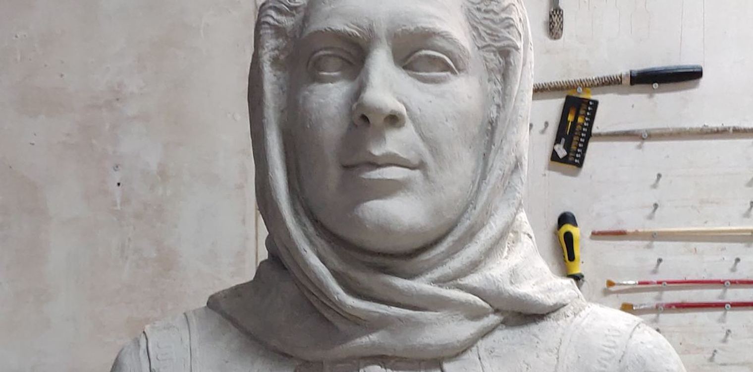 Κυκλοφορησε το βιβλίο Ζούρτσα 1821, Βιογραφία Αδαμαντίας Γρηγοριάδου”