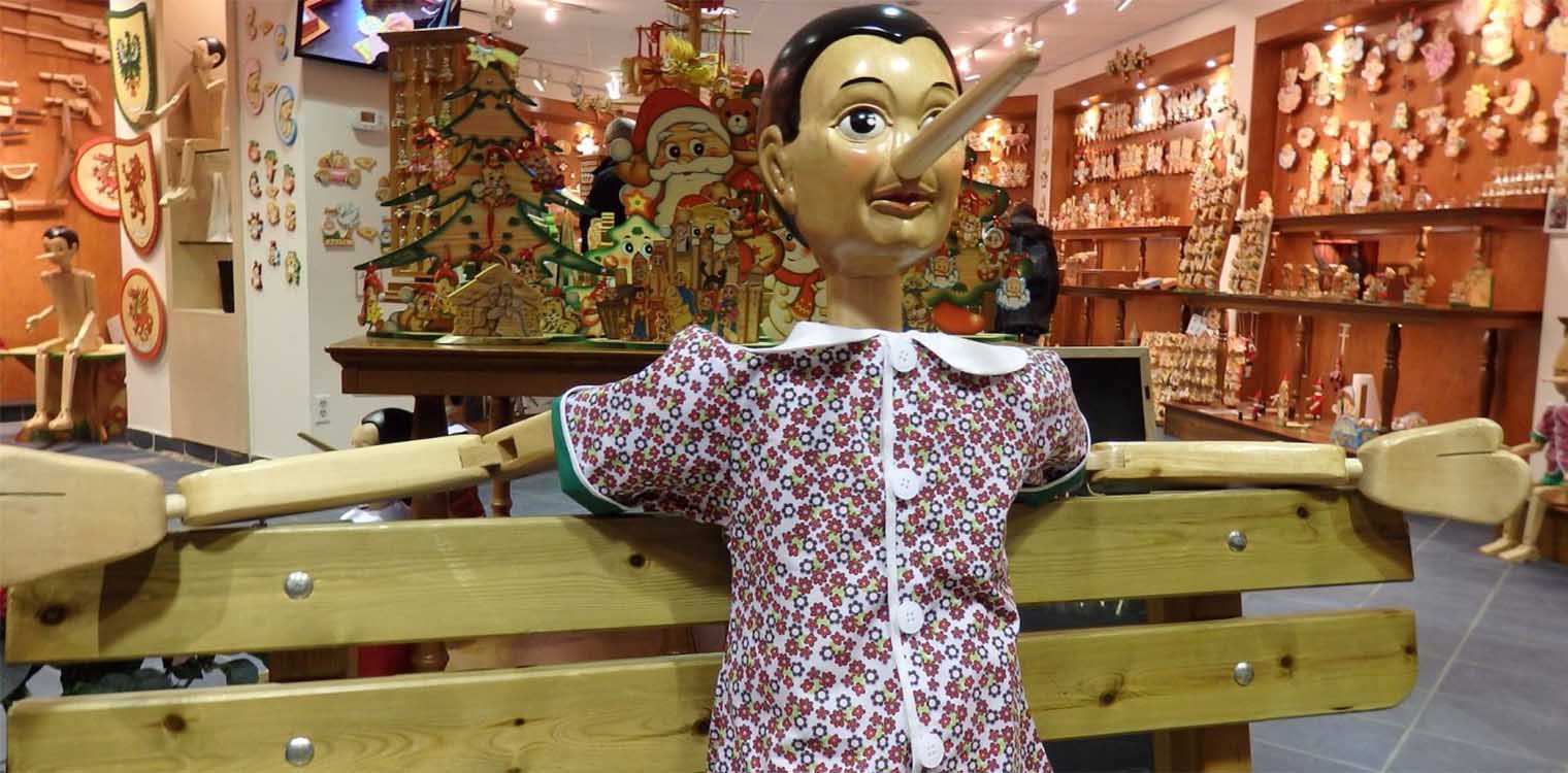 Πρωταπριλιά: Η χαρά του ψεύτη, πώς ξεκίνησε το έθιμο
