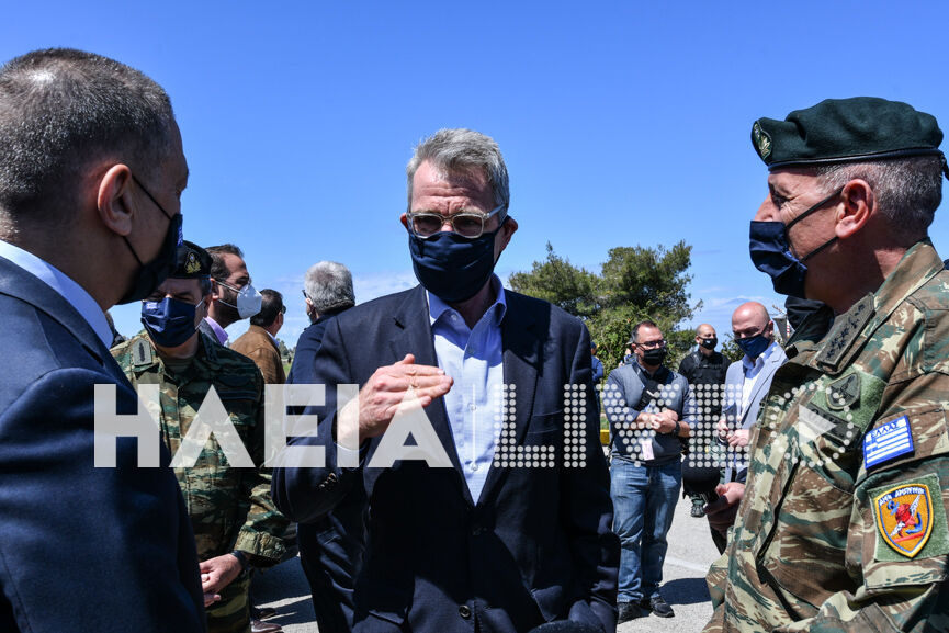Τζέφρι Πάιατ: Πέταξε σε F-16 από την Ανδραβίδα