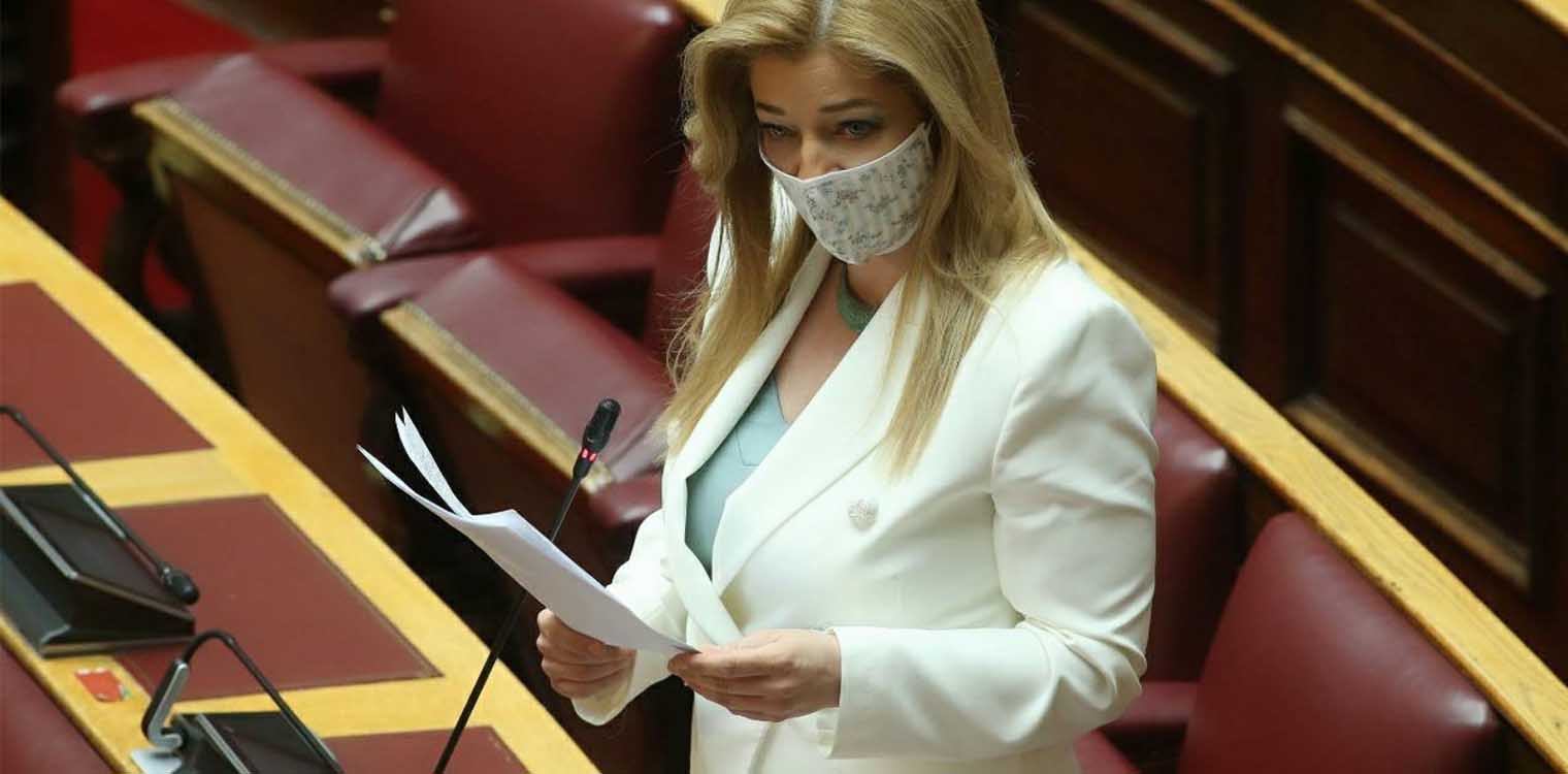 H Αυγερινοπούλου για την επέτειο από τις φονικές πυρκαγιές του 2007