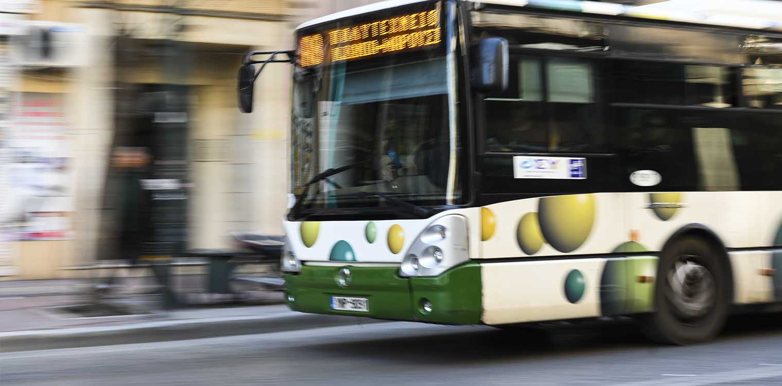 Υπουργείο Μεταφορών: Με εγκύκλιο διορθώνει το αλαλούμ για τα rapid test στα αστικά ΚΤΕΛ