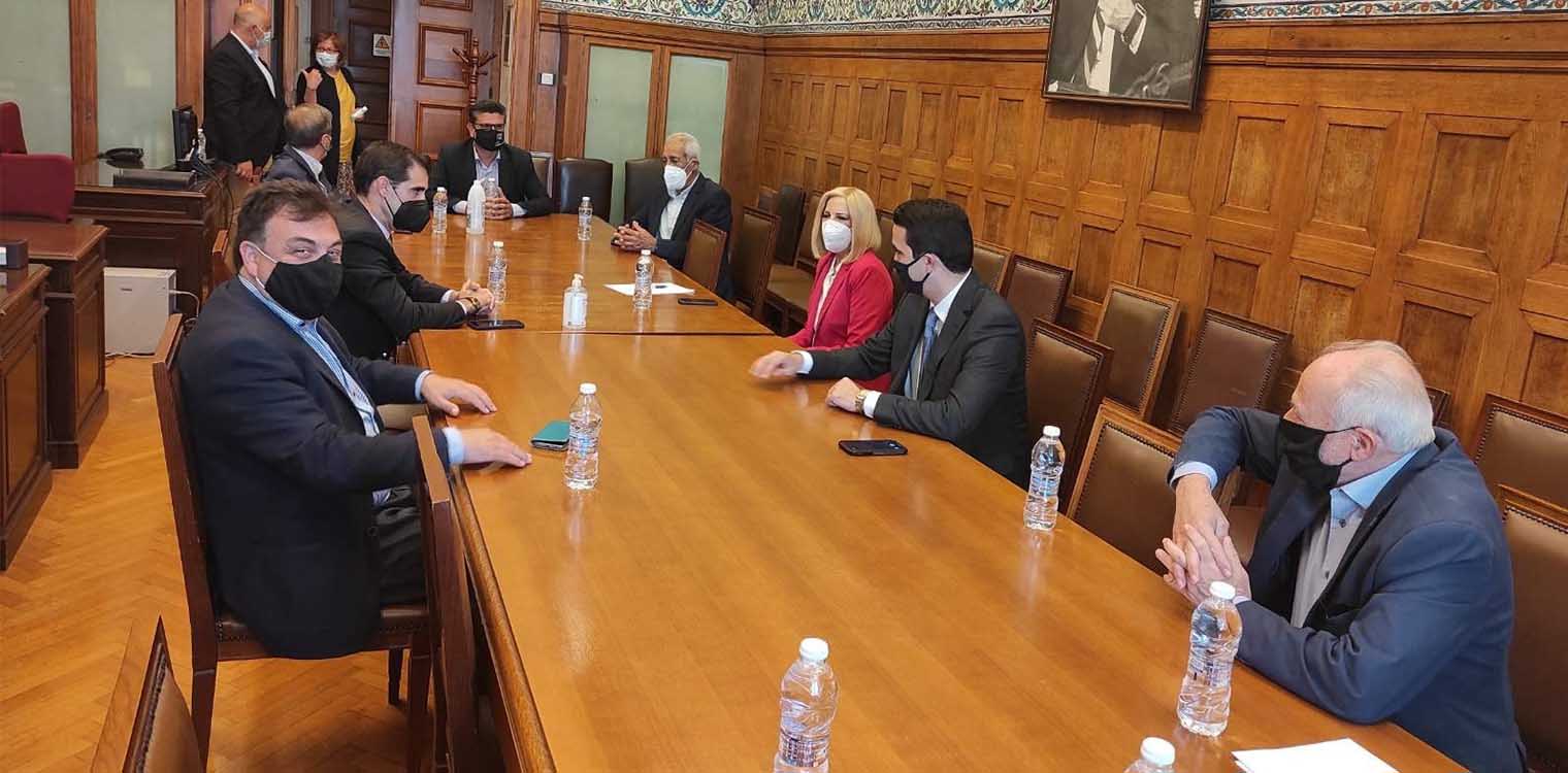 Συνάντηση Ηλείων αιρετών της ΤΑ με την Πρόεδρο του ΚΙΝΑΛ Φ. Γεννηματά για τις Πανεπιστημιακές Σχολές