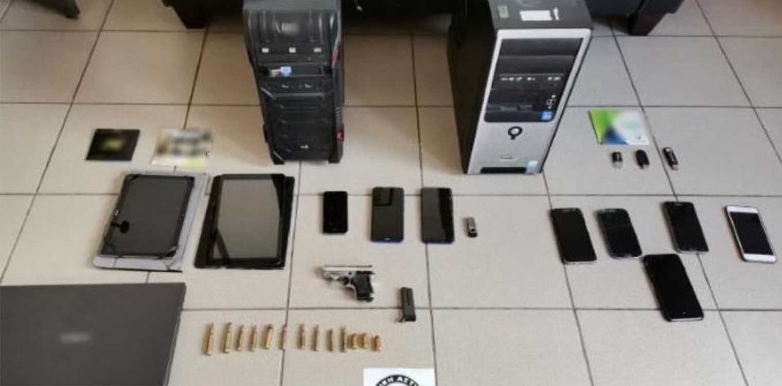 Σπείρα νεαρών χάκερ χτυπούσε σε όλη τη χώρα