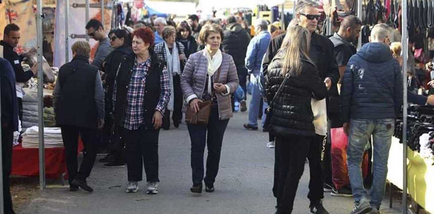 Ελλάν Πασσέ: Η κυβέρνηση «εξορίζει» τους Έλληνες Ρομά από τις λαϊκές αγορές