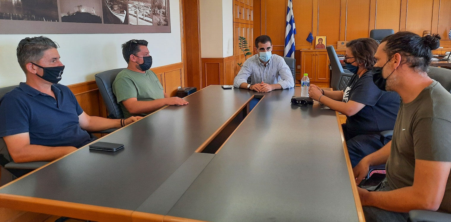 Συνάντηση Γιαννόπουλου με το Σωματείο Εστίασης «Διόνυσος» Πύργου, για την πανδημία και τους εμβολιασμούς