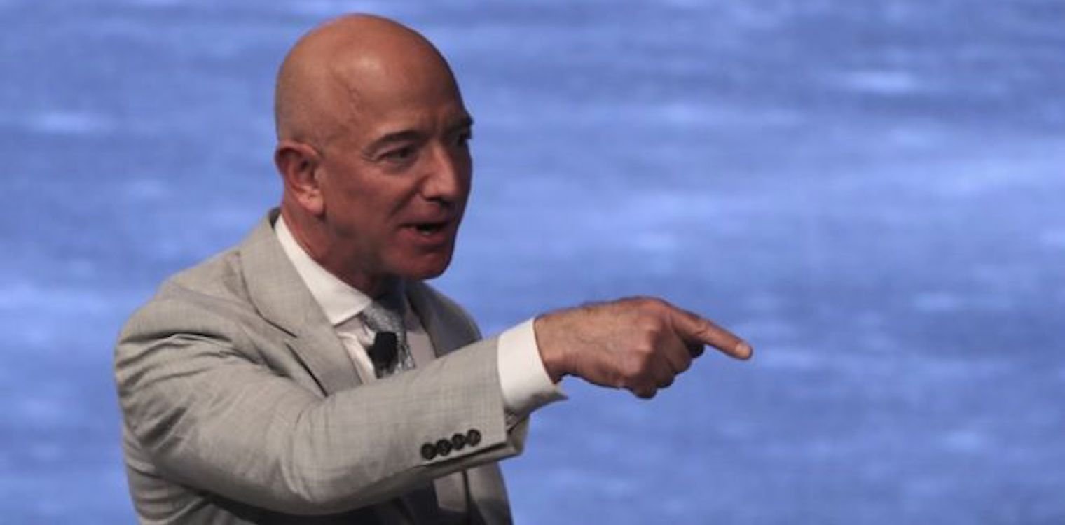 Amazon: Παραδίδει το τιμόνι της εταιρείας ο Τζεφ Μπέζος και ανοίγει νέο κεφάλαιο