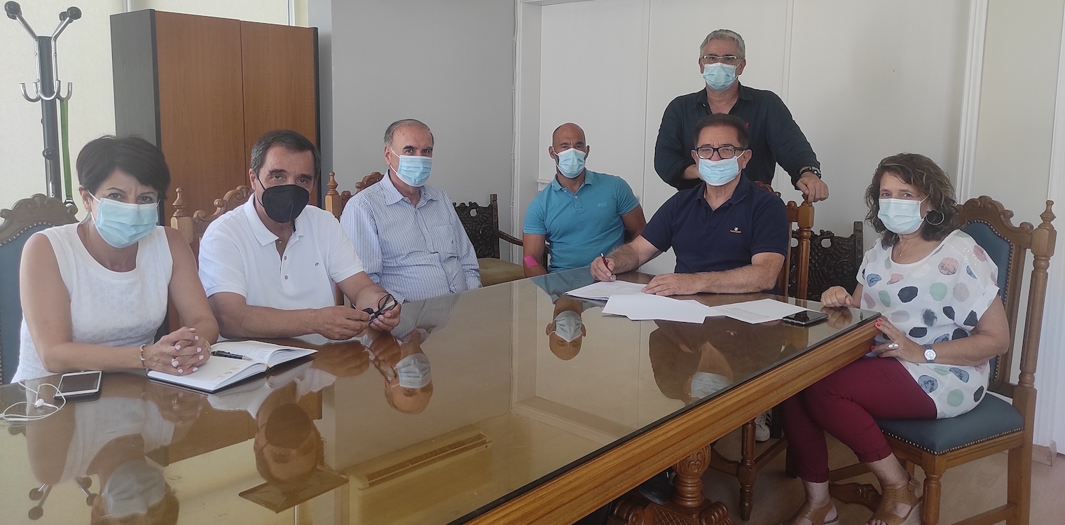 Ζαχάρω: Υπεγράφη η σύμβαση για την αποπεράτωση του κλειστού γυμναστηρίου