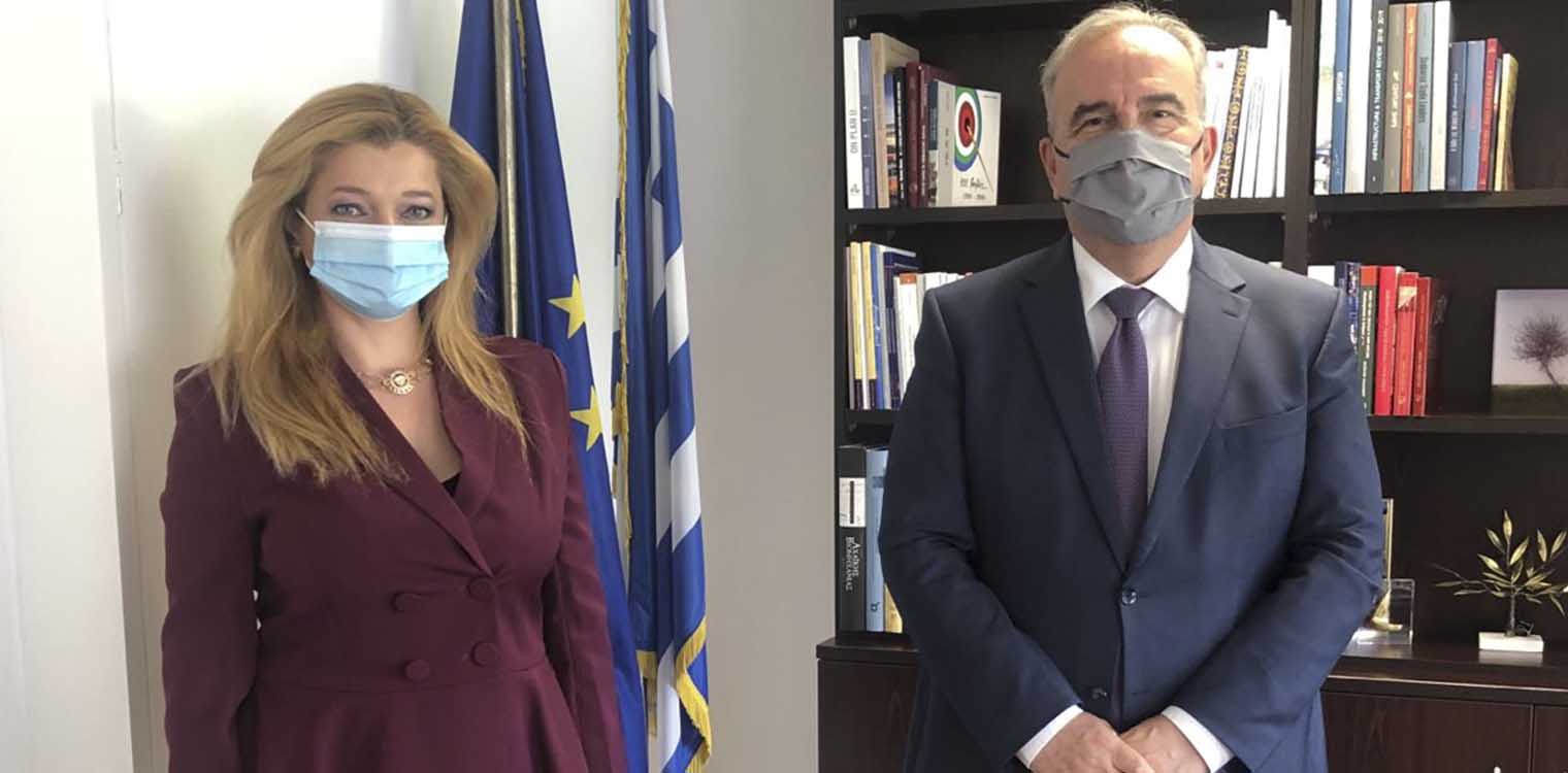 Στον Αν. Υπουργό Ανάπτυξης, κ. Ν. Παπαθανάση, η Αυγερινοπούλου για τα αναπτυξιακά έργα στην Ηλεία